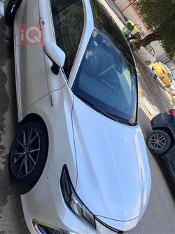 تۆیۆتا کامری